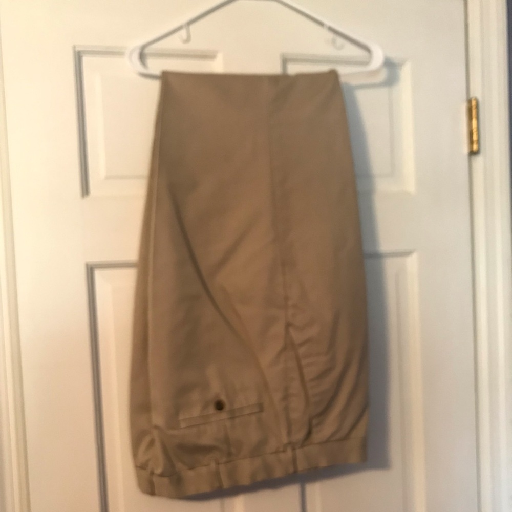 Men’s Khaki Pants